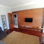 Flat With 3br In - Walk To Fil And Meoarena Apartment Lissabon