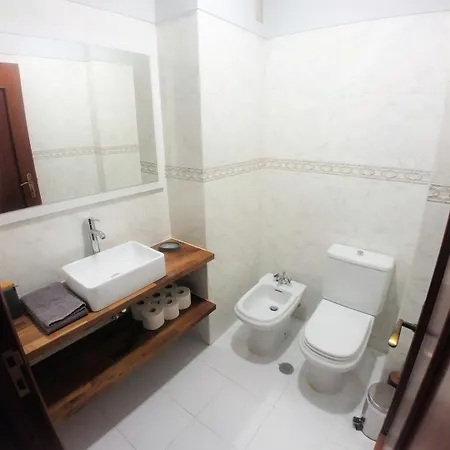 דירה Flat With 3br In - Walk To Fil And Meoarena ליסבון